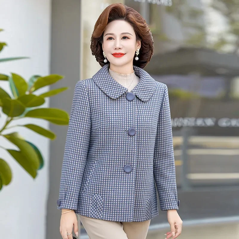 2023 New Mom Autumn Winter Slim Fit Plaid Coat Fashionable and Westernized Middle and Old Age Women's Short Fabric Women's Top
