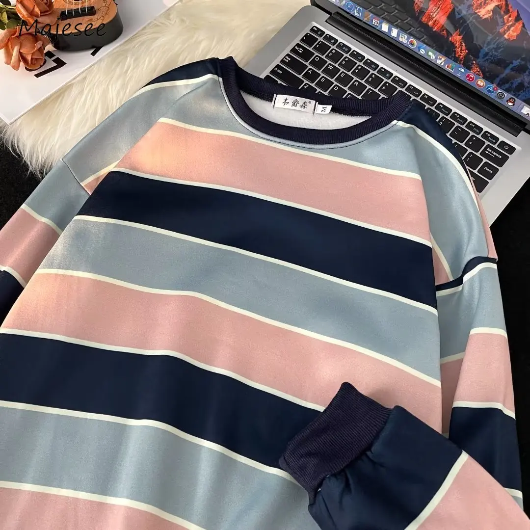 

Полосатые толстовки Мужская Осенняя красочная модная шикарная уличная одежда с длинным рукавом и круглым вырезом в американском стиле ретро Vitality для подростков