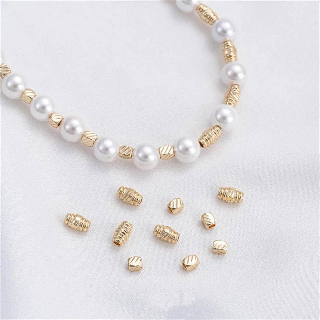 

14K Gold-filled Car Flower Square Beads Batch Flower Bucket Beads Rice Beads Handmade DIY Beaded Bracelet Necklace Jewelry Beads