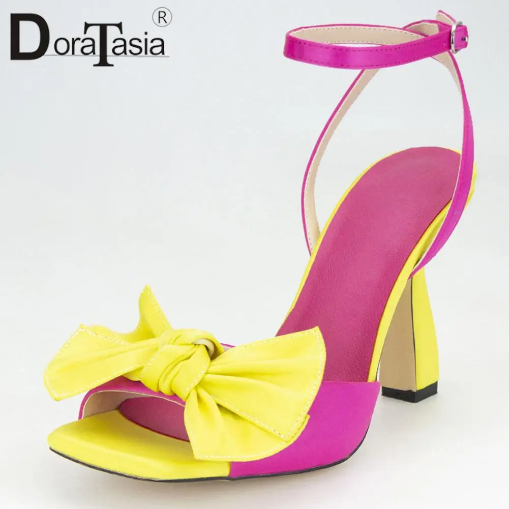 

Женские босоножки на платформе, сандалии на толстом высоком каблуке, с бантом, разные цвета, пикантная Летняя обувь