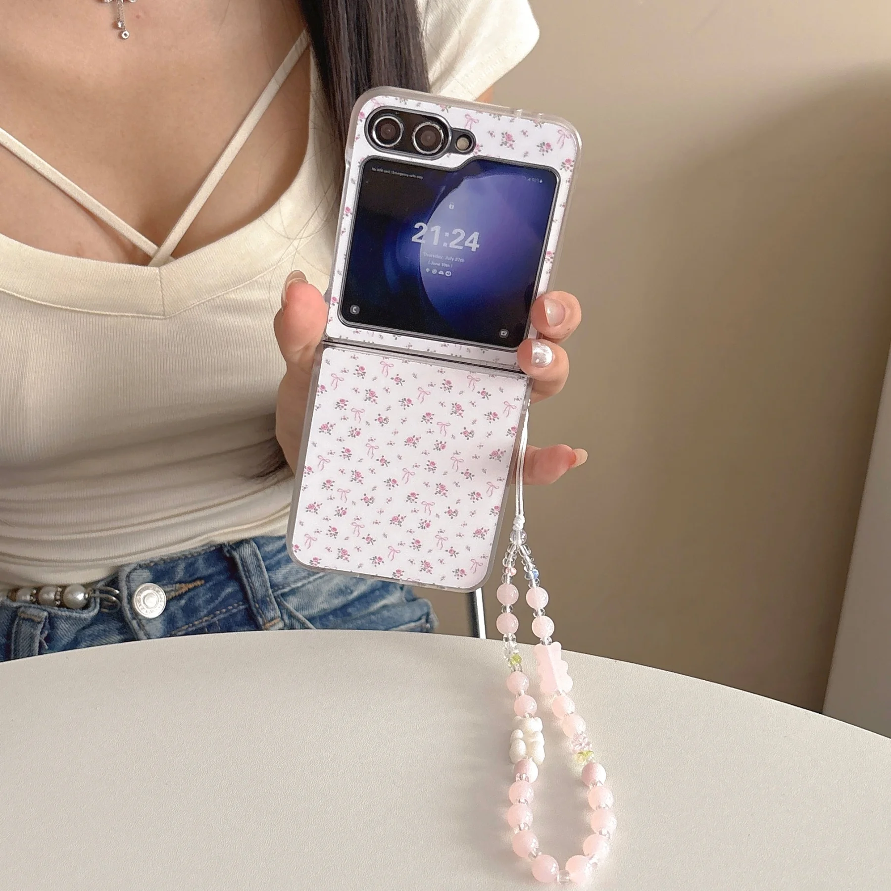 Sweet Pink Bow Floral Pattern Case with Bear Bracelet Chain - Stylish Back Cover