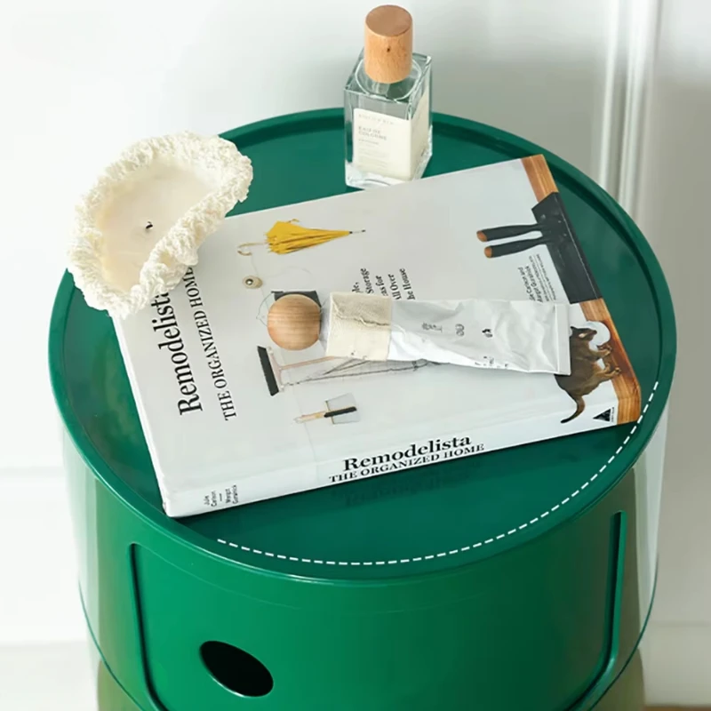 Modern Simple White Round Creative Mini Simple Small Side Table Nordic Bedside Table Portable Bedside Furniture