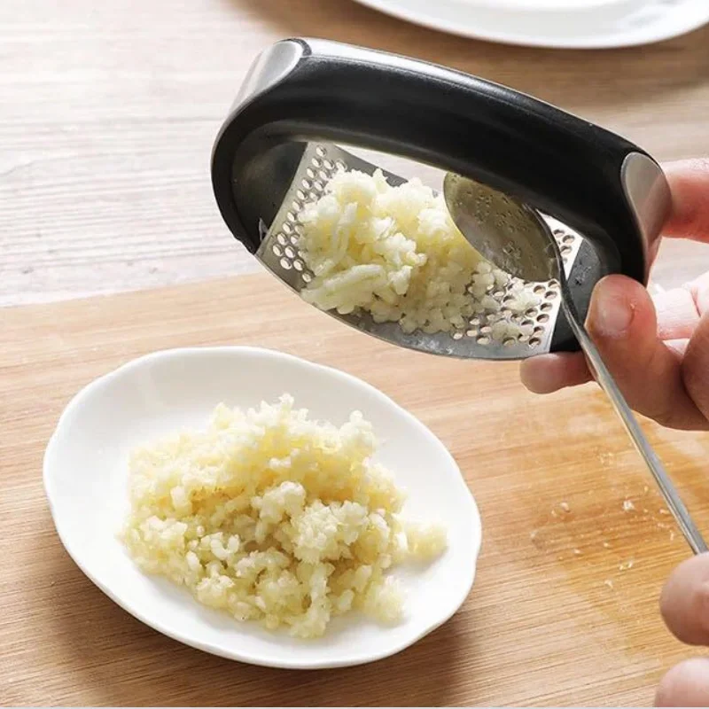 스테인레스 스틸 수동 원형 마늘 프레스 사수 마늘 다진 마늘 도구 곡선 과일 야채 도구 주방 가제트 