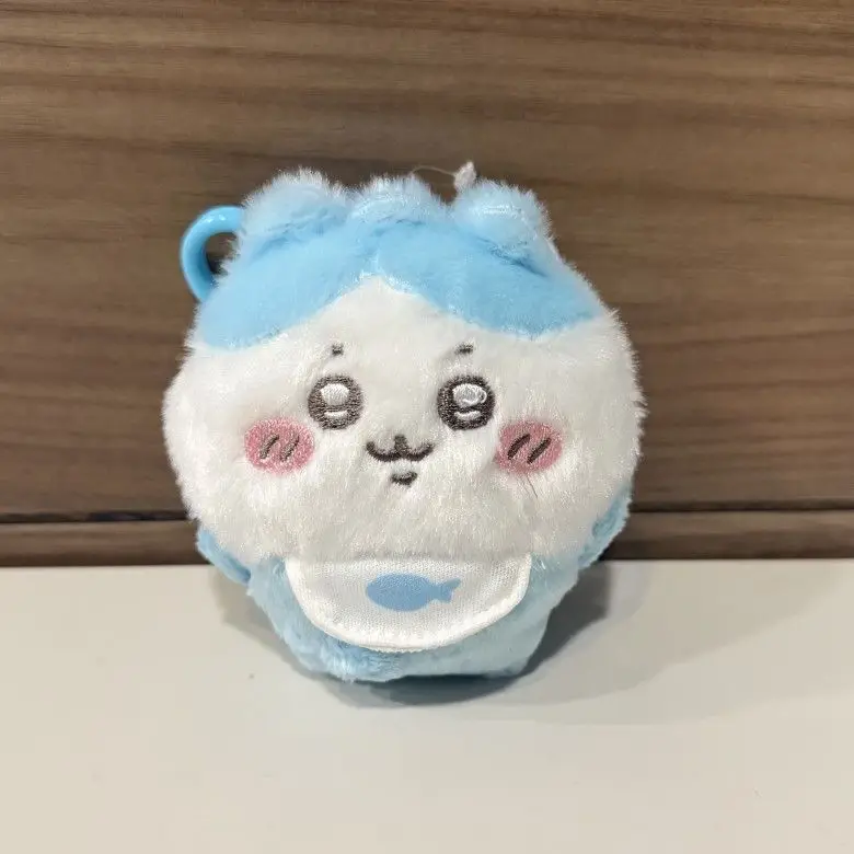 Peluche Bandai Chikawa - Écureuil Volant Momonga Parlant 25cm (Talking Plush)