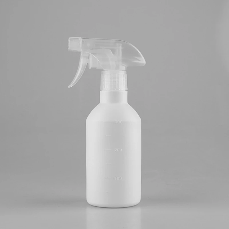 

Household Portable Spray Bottle Plastic Fine Mist Sprayer Bottle Refillable Liquid Sprayer for Gardening or Hair Care Moisturize