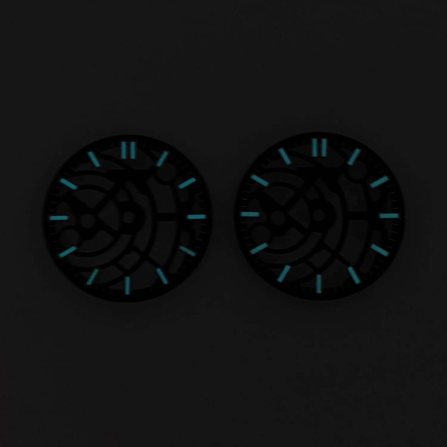 Luminous Black & Blue Dial - 28.5mm