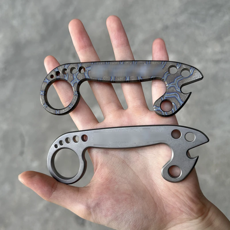 Edc-チタン合金製の装飾的なキーリング,アウトドア用の吊り下げ