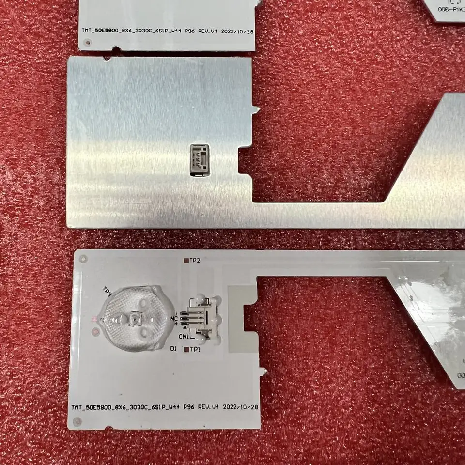 Kit 4 Barre LED Per Thomson 50UD6306, 50UD6406, LVU500UDEL, TCL 50P65US, 50S421, 50S423, 50S425 – Codice TCL-GIC-50D6-3030-4X7-LX20180417