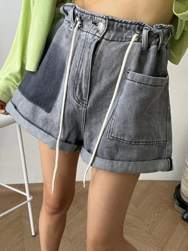 Lace-Up Denim Shorts Summer Women Retro Loose Rolled Blue Denim Shorts Streetwear Female High Waist Button Jeans Shorts Bottoms