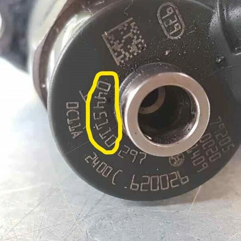 4Pcs Common Rail Diesel Fuel Injector Return Pipe Connector Leak Off T Pipe L for Bosch 110 Injector Accessory Parts