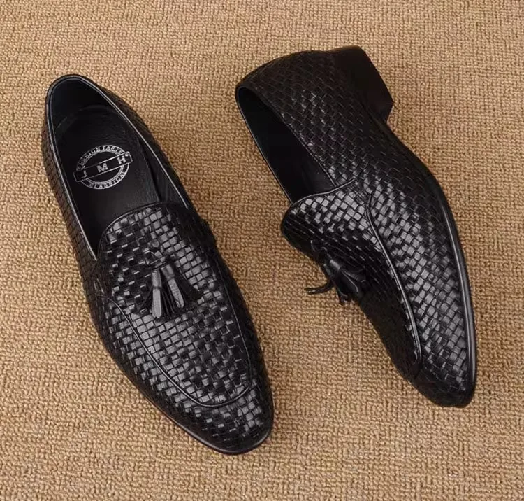 Hand-woven men's shoes, leather tassel loafers, men's British business, leather shoes, single-pedal shoes