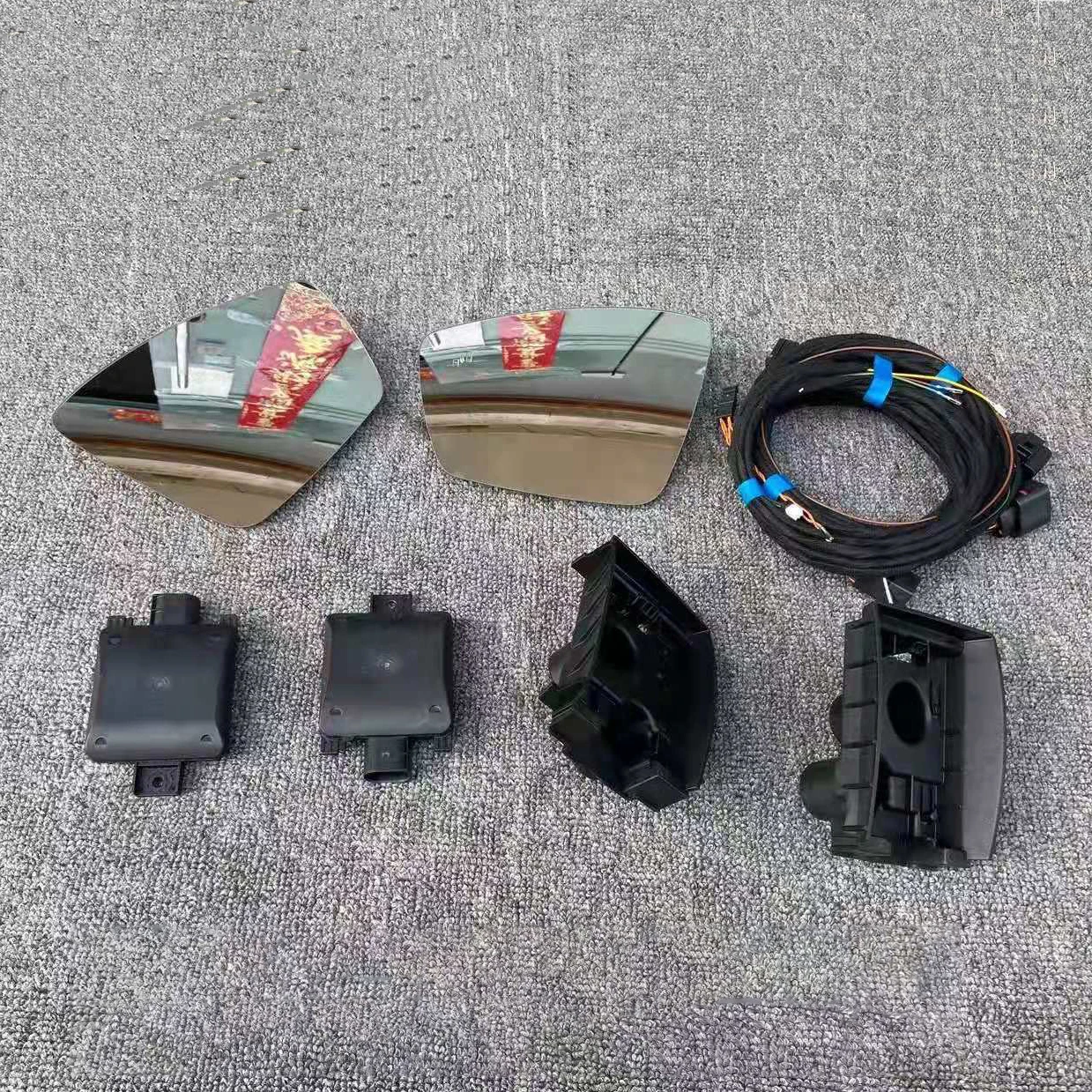 

Для Kodiaq 2020 + система помощи бокам при смене полосы комплект для обновления