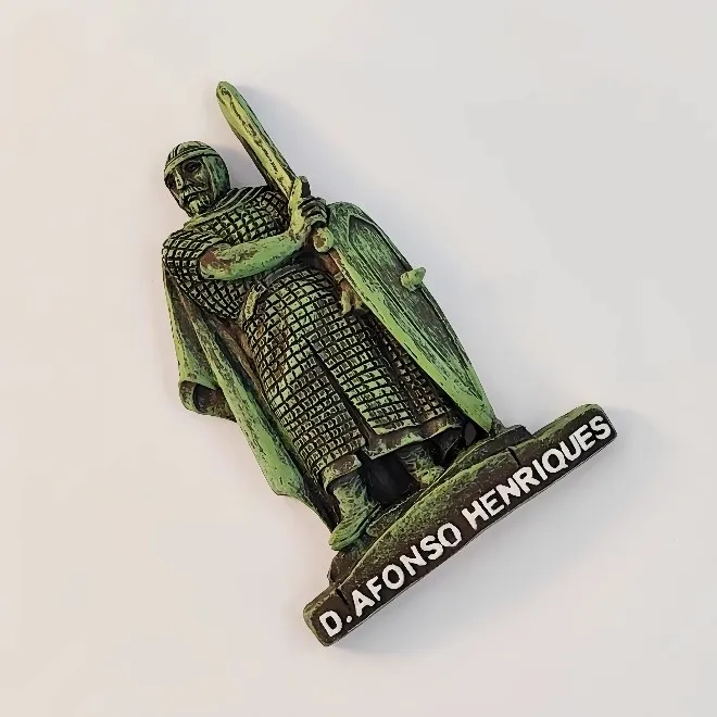 S130ded98526e4f9c8bb2703307694d83k Ímã de Geladeira 3D Guimarães Portugal — Lembrança Turística Pintada à Mão