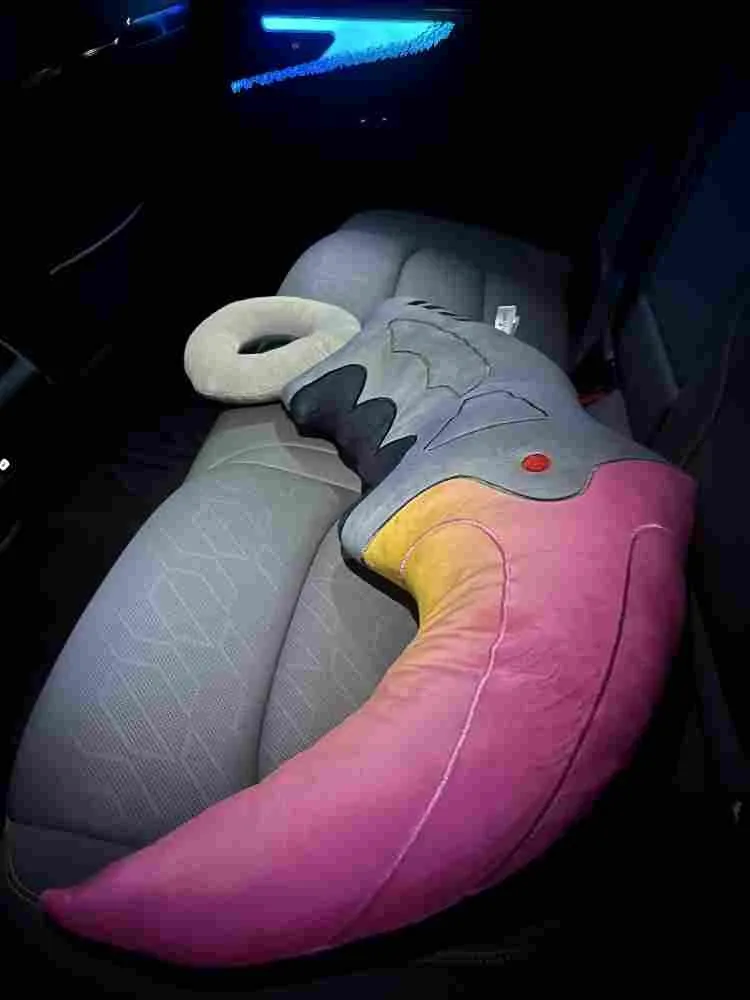 80cm Game CSGO Soft Giant Claw Knife Doll Gradient Cute Stuffed Toy Pillow Cosplay Prop Collection for Men And Women Fans Gifts
