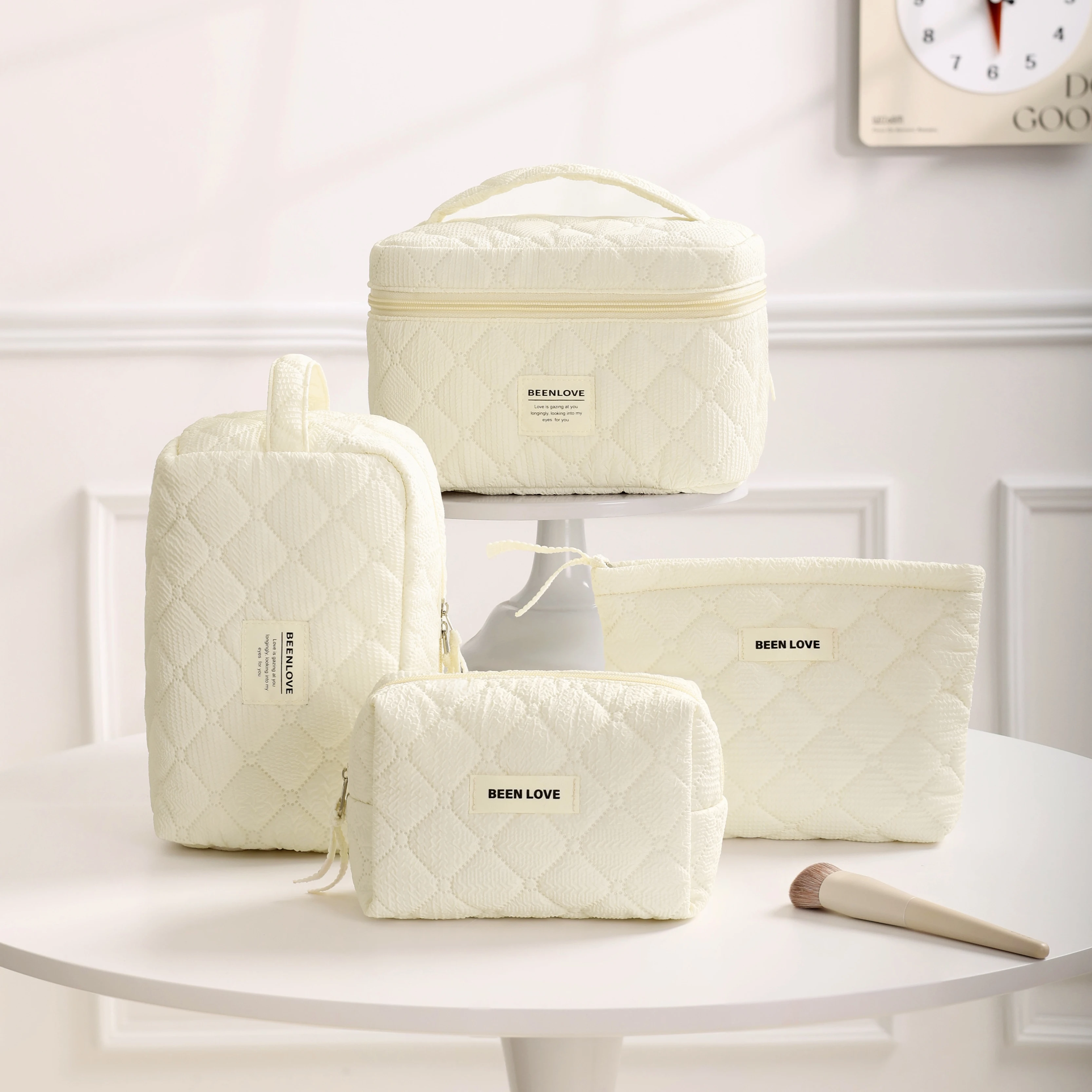 Women Makeup Bags Quilting Women Makeup Bag Portable Zipper Cosmetic Travel Organizer Female Handbag Toiletry Pouch for Girls 3