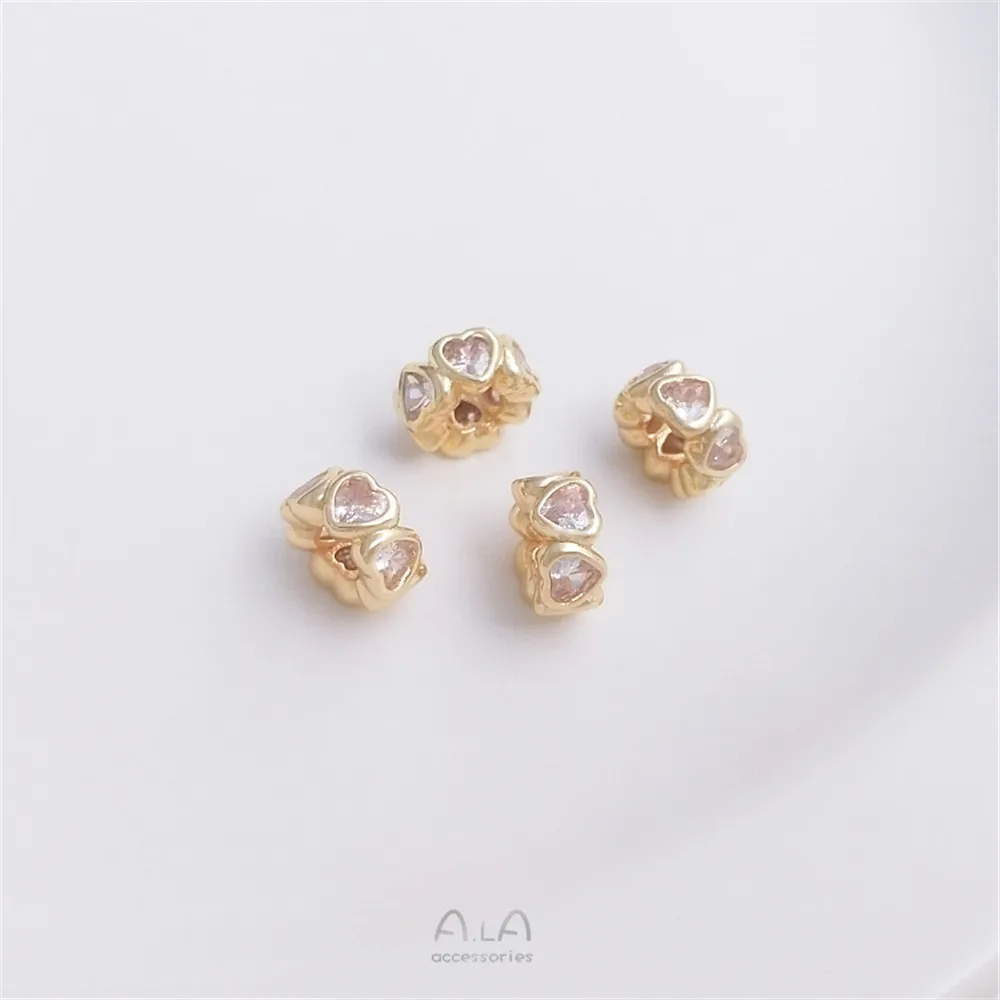 Рисунок 4 - Кольцо-бусина с цирконом в форме сердца