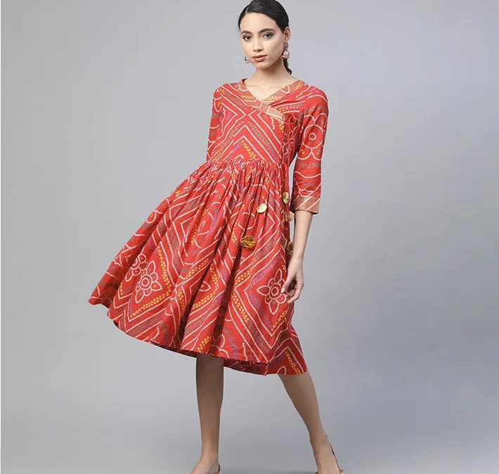 

Традиционное индийское женское платье из чистого хлопка с принтом в этническом стиле