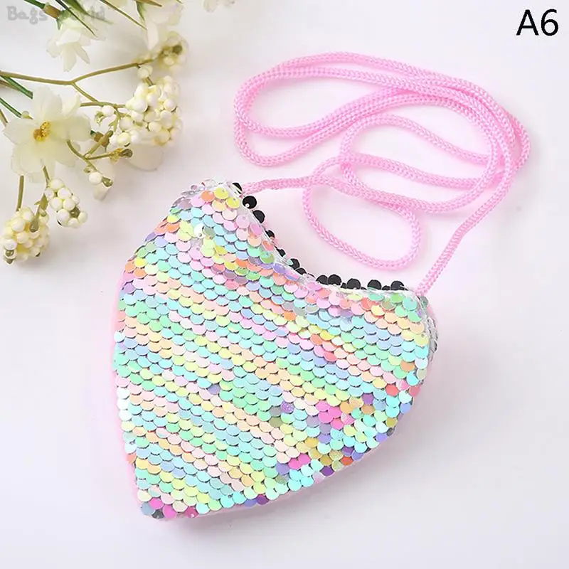 1pc Children's Sequin Coin Purse Little Girl Messenger Love Bag Girl Cute Shoulder Bag kindergarten Children's Coin Purse