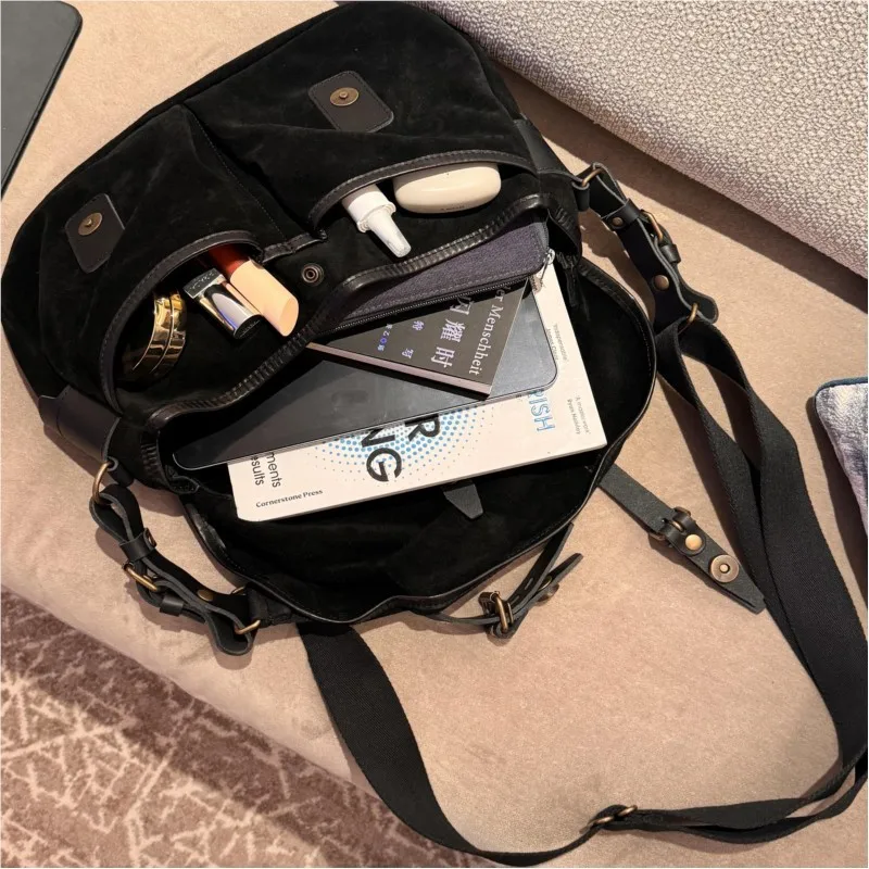 Korean Style Retro Suede Shoulder Bags Women Matte Large Capacity Unisex Crossbody Bag Ladies Daily Versatile Messenger Bag 2025