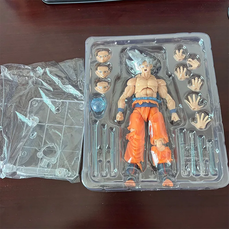 Figurine Dragon Ball Z - Son Goku Cheveux Blancs - Super Figurine DBZ - Neuve