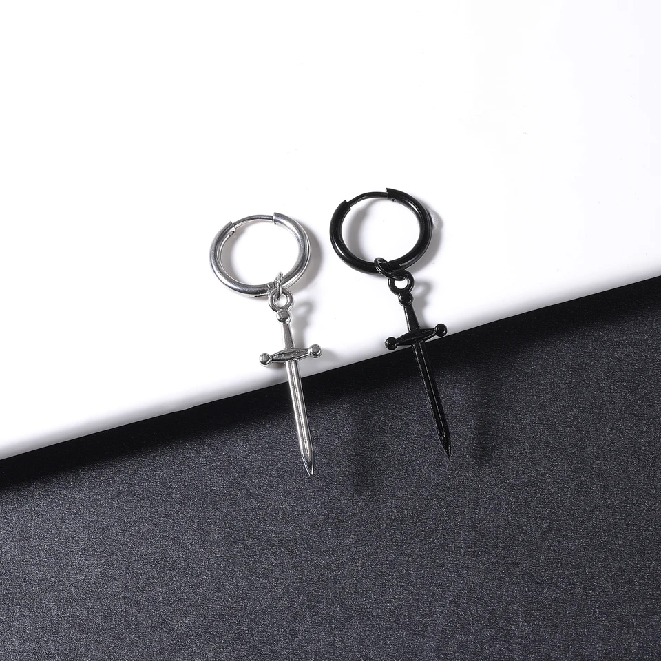 1 Paio Di Orecchini Con Spada A Pugnale Con Strass Vintage