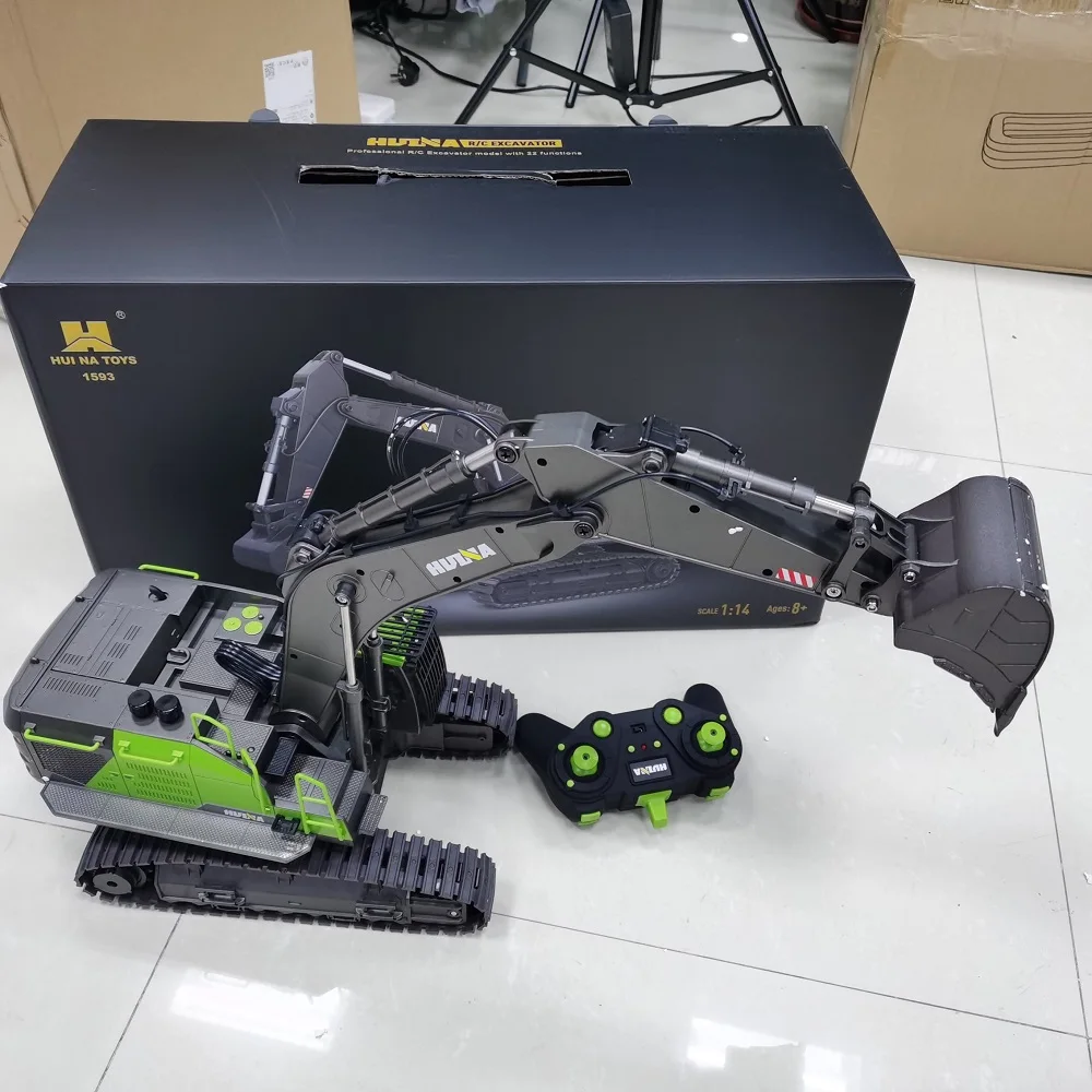 HUINA 1593　1/14　ラジコンジャンク HUINA 1593 1/14 2.4G RC Excavator 593 22CH Rotation Alloy