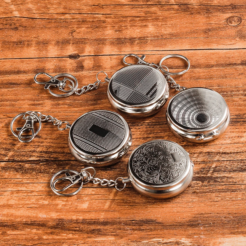 Portable Ashtray Creative Mini Portable Ashtray with Keychain Cigarette Rack
