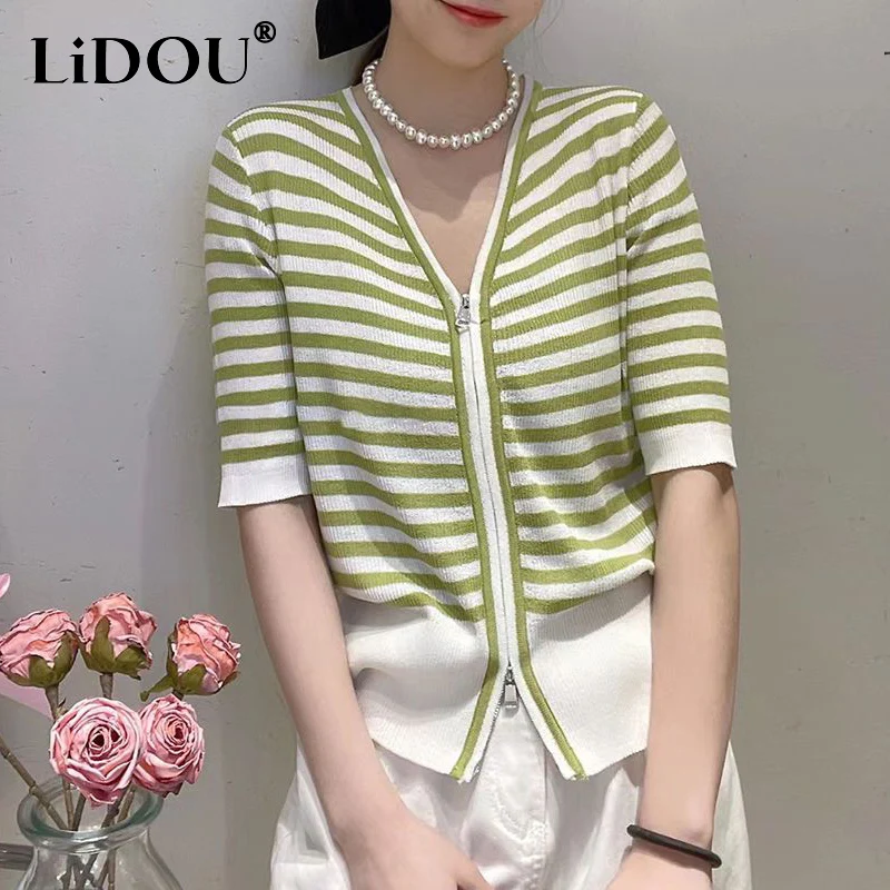 

Summer V-neck Oversized Striped Patchwork Half Sleeve Knitted T-shirt Ladies Casual Fashion Zipper All-match Pullovers Women Tee