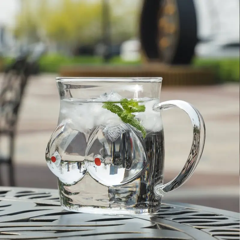 1pcs Creative Body Shape Glass Cup Sexy Lady Body Shape Chest Beer Cup Wine Shot Glass Handle Mug For Vodka Whiskey Beer