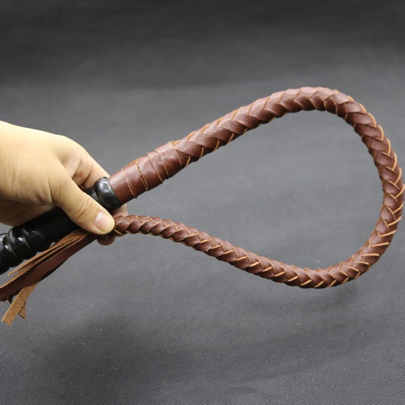 Equestrian Whip Cowhide Horse Riding Crop Long Anti-slip Wooden Handle Riding Whips for Horse Racing Equestrian Equipment