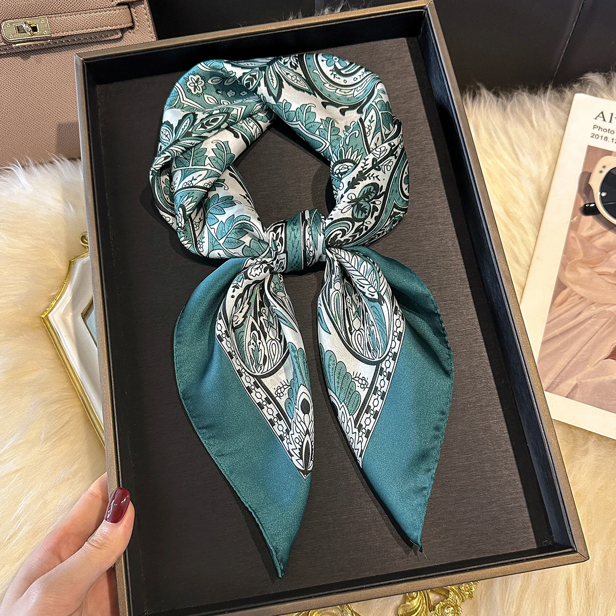 2025 Luxury Paisley Print Women's Satin Square Scarf Ladies Imitation Silk Scarf Breathable Windproof Fashion Accessory