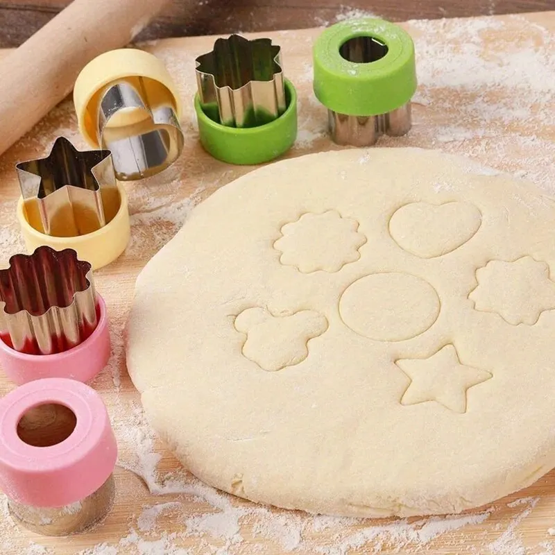 Vegetable Cutting Set 20 Piece Vegetable and Fruit Cutting Machine Set with 10 Fruit Forks 1 Release Rod Mini Cookie Cutting Sandwich Knife