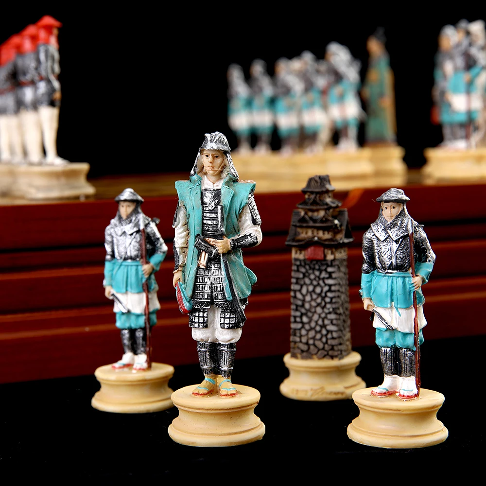 Jogo De Xadrez Com Tema De Guerra Genghis Khan Vs Rússia-32 Figuras 3d,  Peças De Xadrez Esculpidas E Pintadas, Com Jogo De Mesa De Tabuleiro Em  Relevo - Jogos De Xadrez - AliExpress