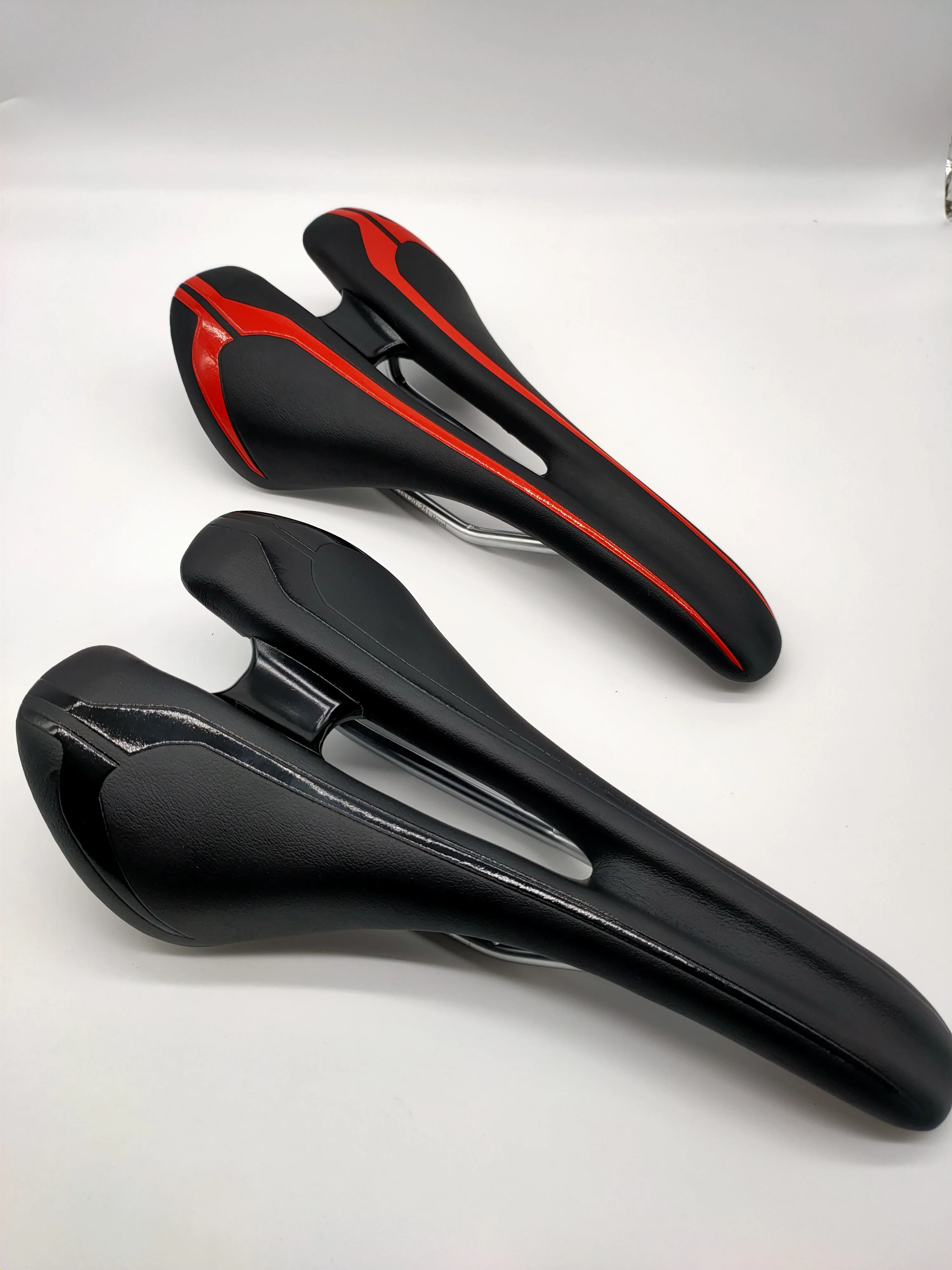 NewSaddlenonslipBicycleSaddlecushionhollowbreathable