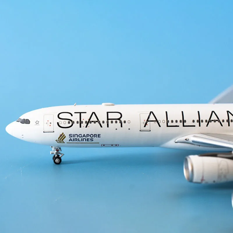 Diecast 1/400 Skala Singapore Airlines A330-300 Stern Allianz 9V 