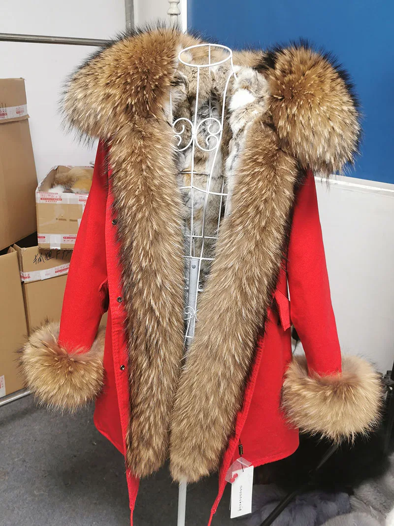Vexaroa women's long fur coat back view