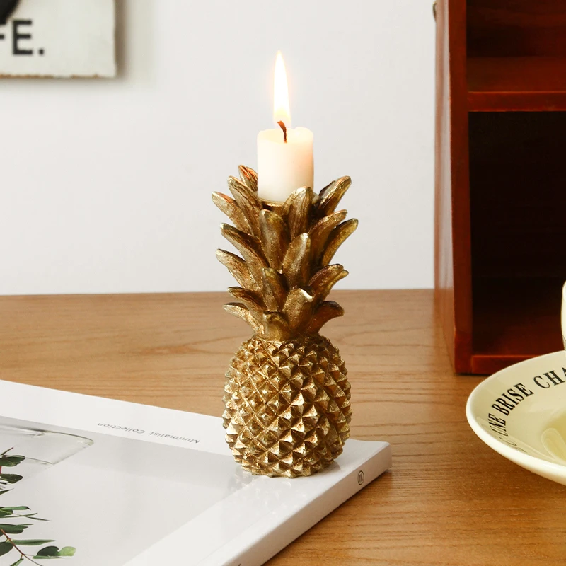 1PC, 4.5* 2.2-inch creative distressed golden pineapple-shaped candlestick