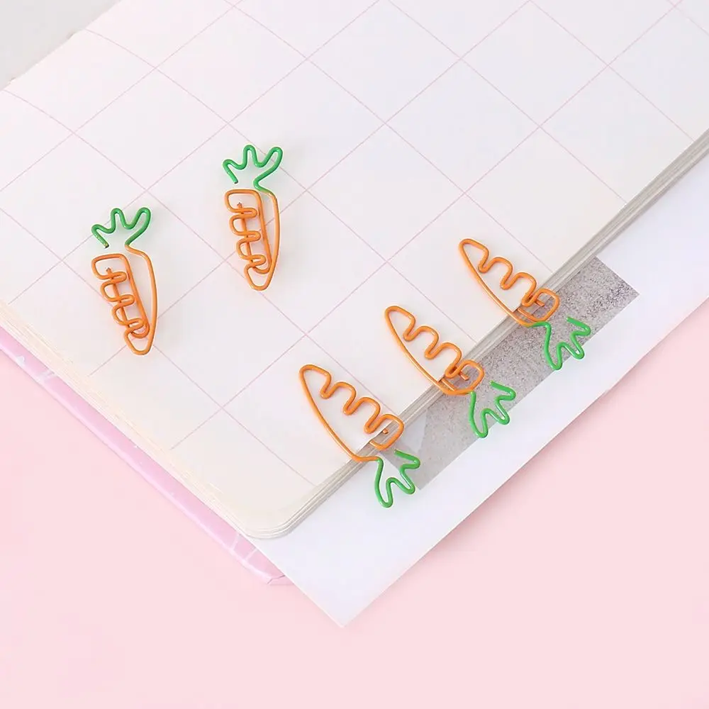 

5pcs/lot Creative Kawaii Carrot Shaped Metal Paper Clip Bookmark Stationery School Office Binding Supply