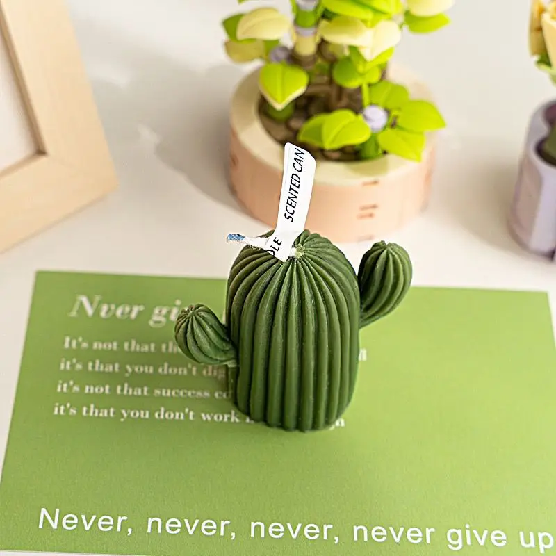 HandmadeAromatherapyCandleOfficeDesktopDecorationwithHandGift