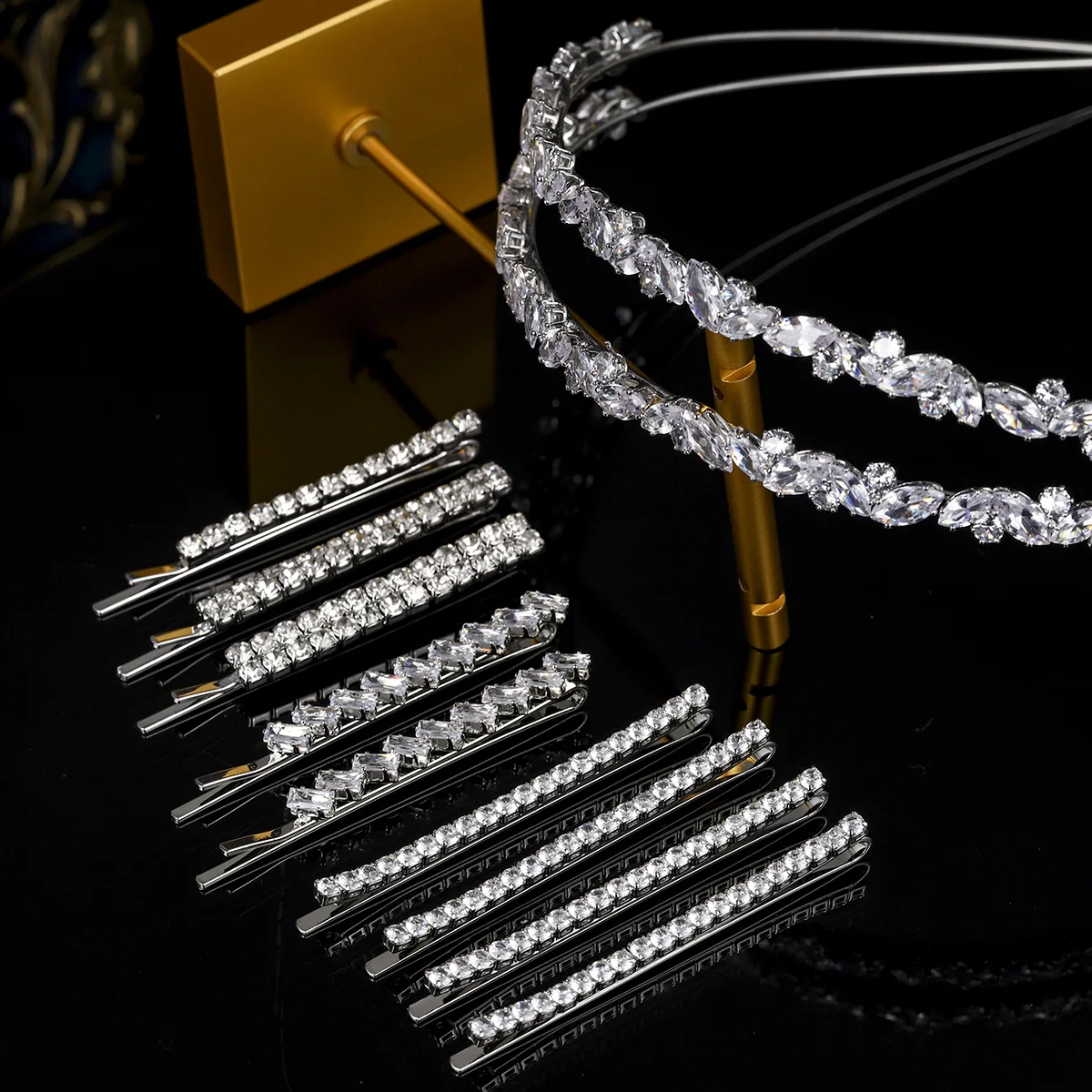 Trendy Hair Jewelry Set For Women Simple Zirconia Hair Bands Sparkling Crystal Clips Festive Party Wedding Accessories