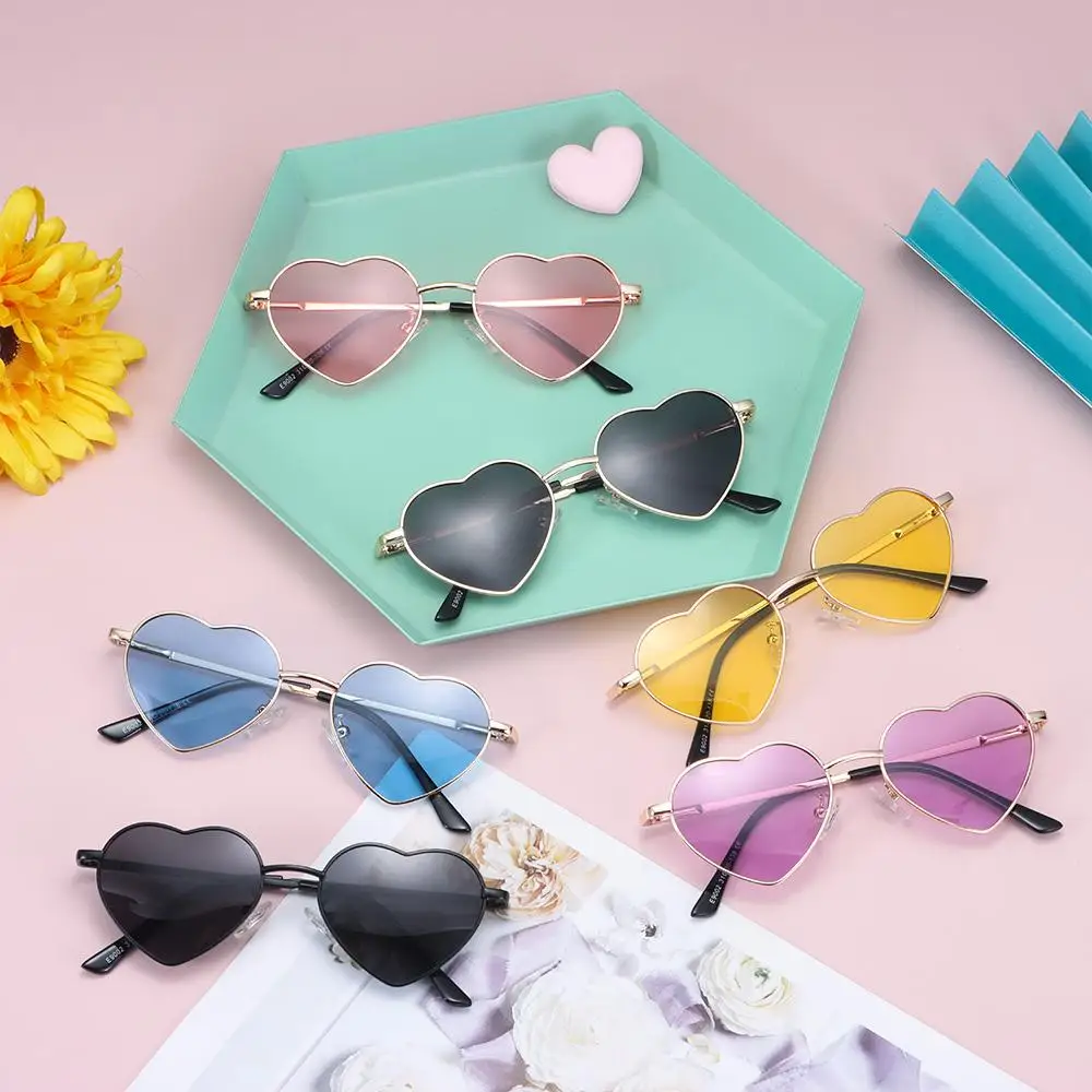 

Lovely Metal Frame 5-10 Years Girls Sun Glasses Polarized Heart Sunglasses for Kids Heart-Shaped