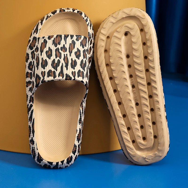 2024 Thick Platform Bathroom Home Cloud Slippers Women Soft Sole Leopard EVA Indoor Slides Sandals Summer Non-Slip Flip Flops 4