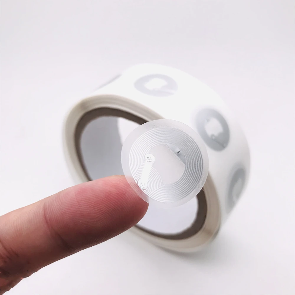 

10pcs Clear NFC Tags NTAG 213 Stickers for iPhone 13.56 MHZ 25mm Chip Universal Label RFID Tags and All NFC Phones 144 Bytes