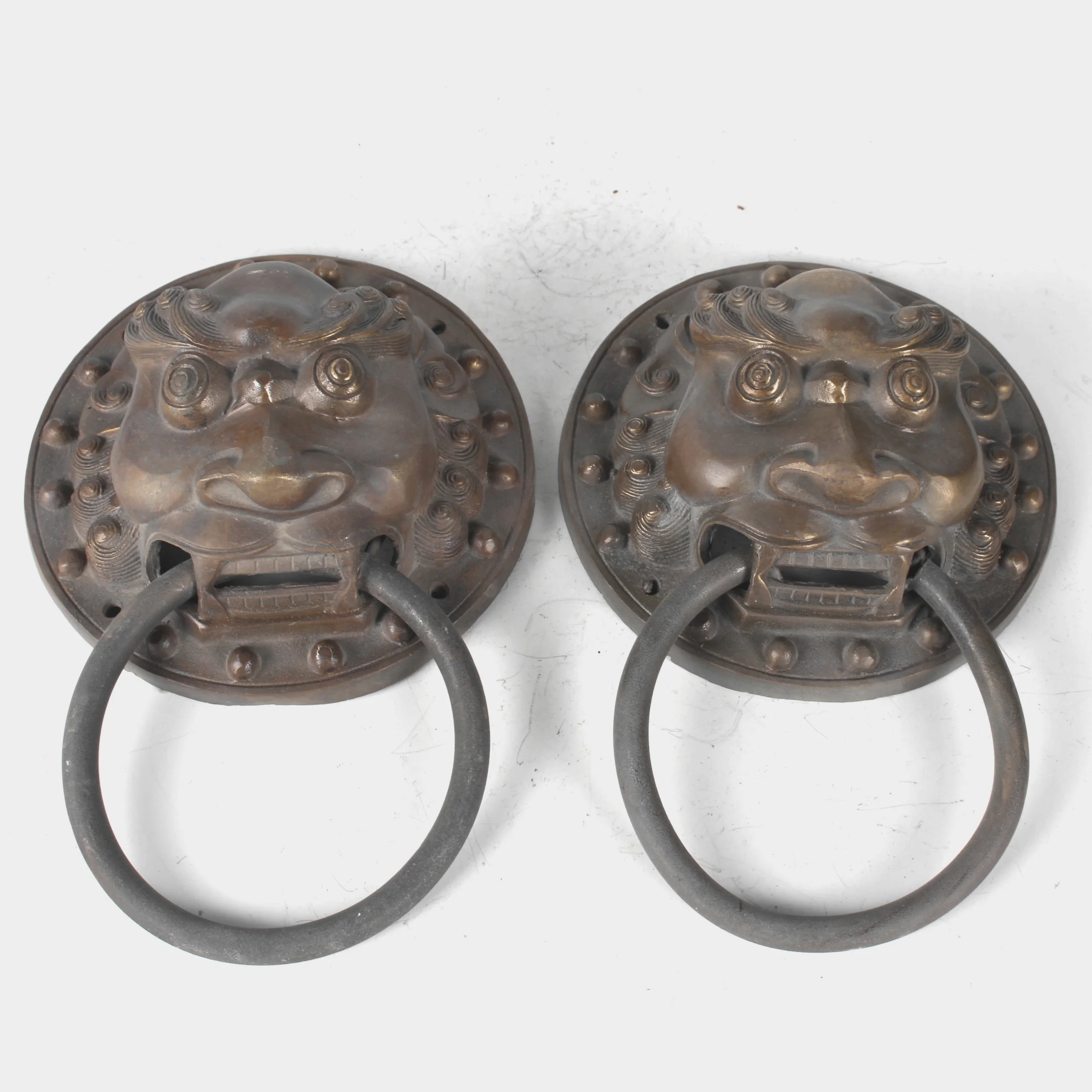 

A pair of Chinese Fold Collection handmade pure copper door rings, Home Decoration Ornaments Exhibits
