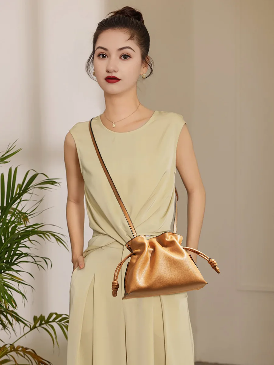 Autumn and winter classic Flamenco fashion lucky bag cloud bag genuine leather drawstring shoulder crossbody bucket bag for wome 4