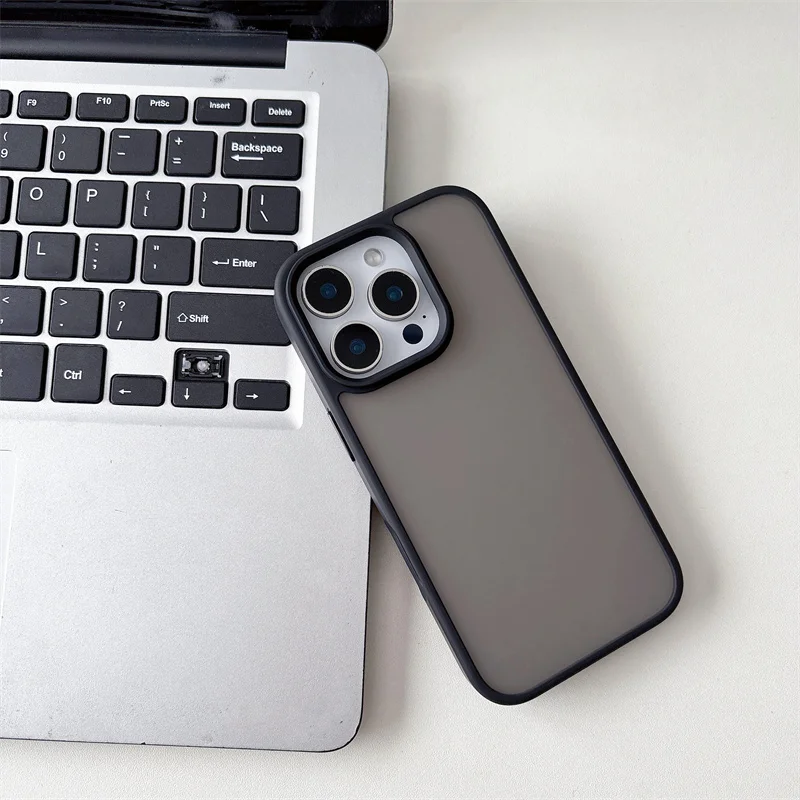 Luxury Matte Black Shockproof Anti-Fingerprint Bumper Case with Translucent Shell
