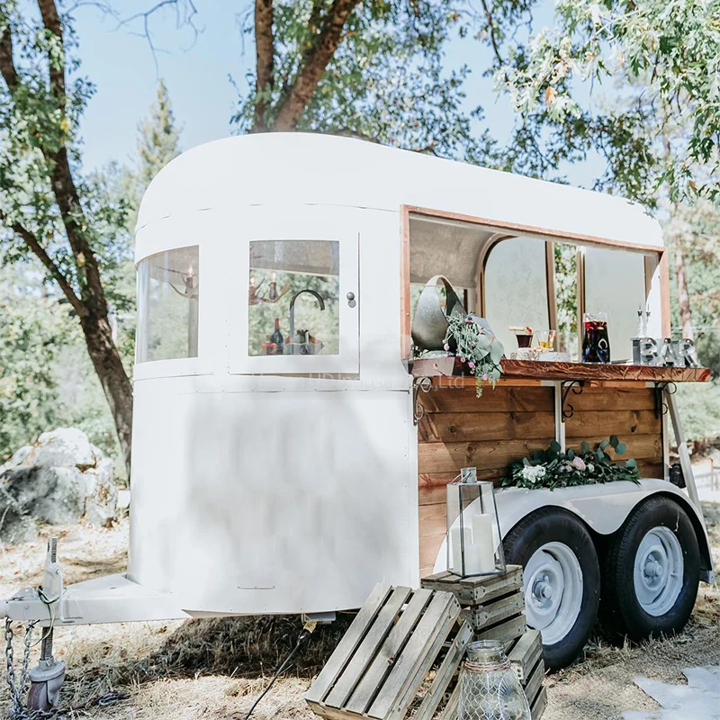 Vintage Mobile Horse Food Trailer Beer Bar Food Truck Hot Dog Ice Cream Cart Coffee Van Flower Candy Food Trailer Fully Equipped