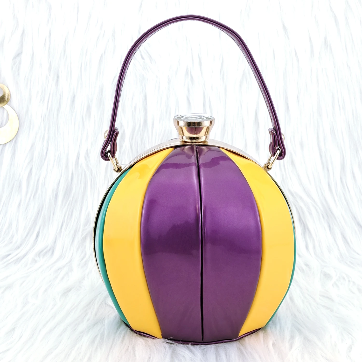 

Hot Color Combination Fashion Ball Party Bags,Large capacity, can hold cell phone keychain