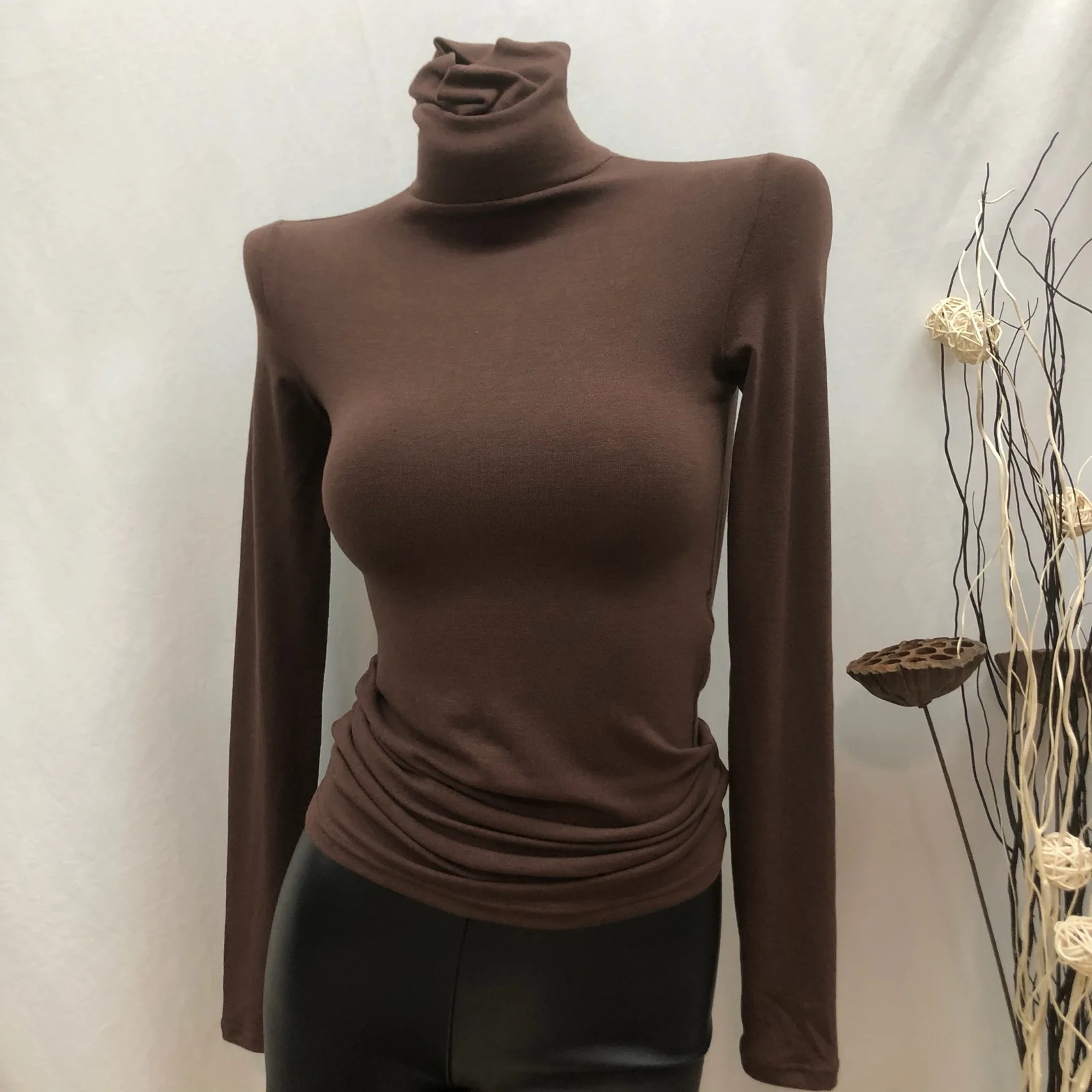 

Brown Turtleneck Elastic Women T-Shirts Autumn Slim Solid Long-Sleeved Elegant Buttoming Female Pulls Outwear Tops