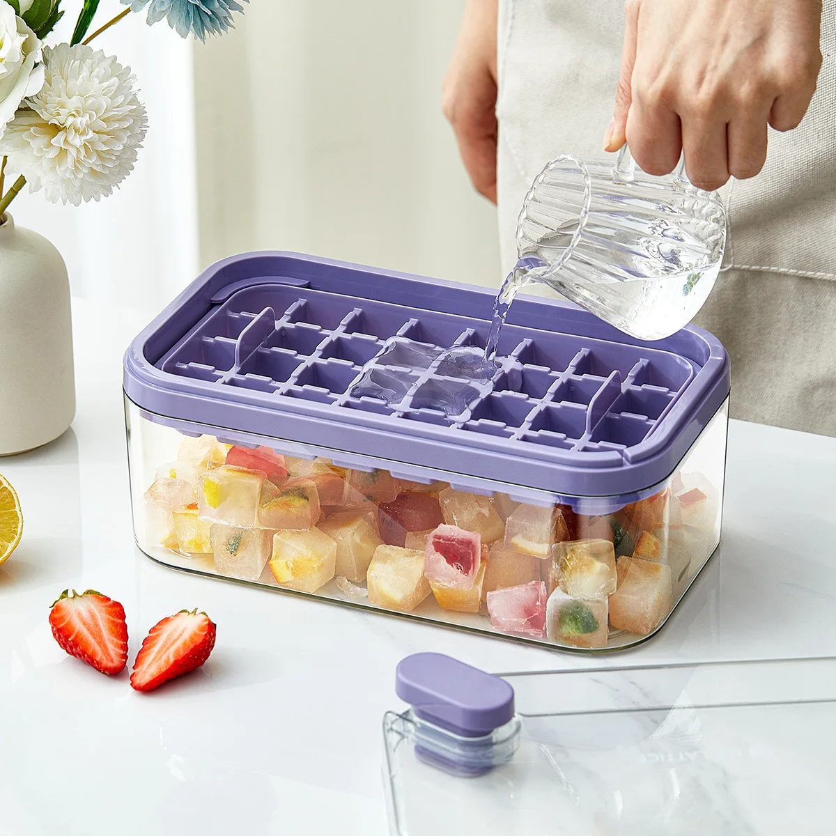 Ice Cube Tray One-Click Fall Off Easy-Release 32 Cavity Silicone Ice Mold  For Cocktail Ice Cube Maker With Storage Box Ice Tray